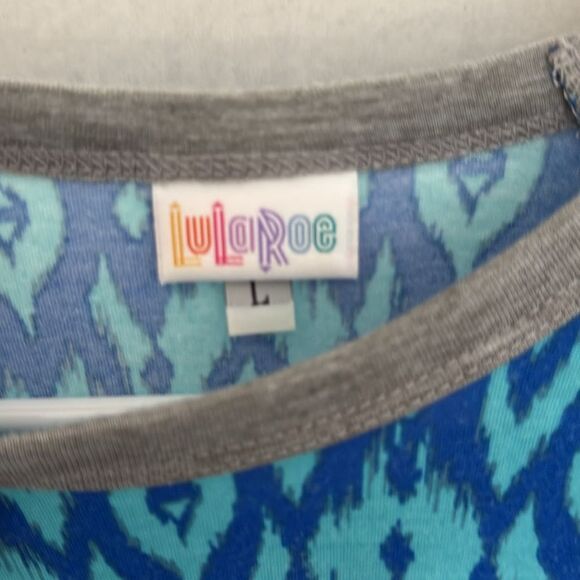 LuLaRoe Randy, large, worn once, 96% polyester, 4% spandex, blue pattern - Picture 4 of 5